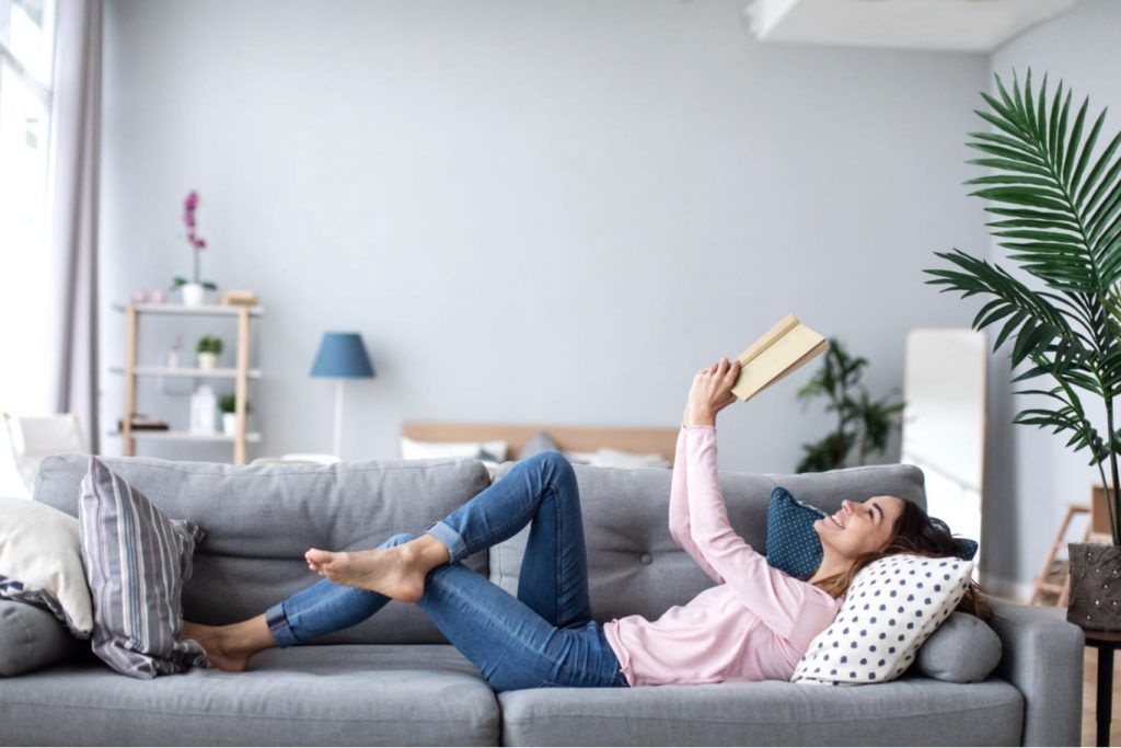 mujer leyendo 2